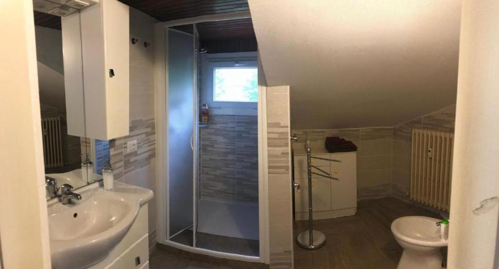 Appartamento La Mansarda Lecco Bagian luar foto