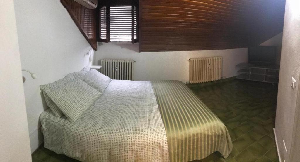 Appartamento La Mansarda Lecco Bagian luar foto