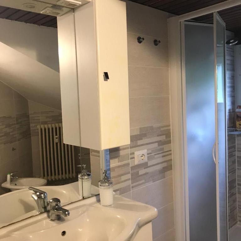 Appartamento La Mansarda Lecco Bagian luar foto