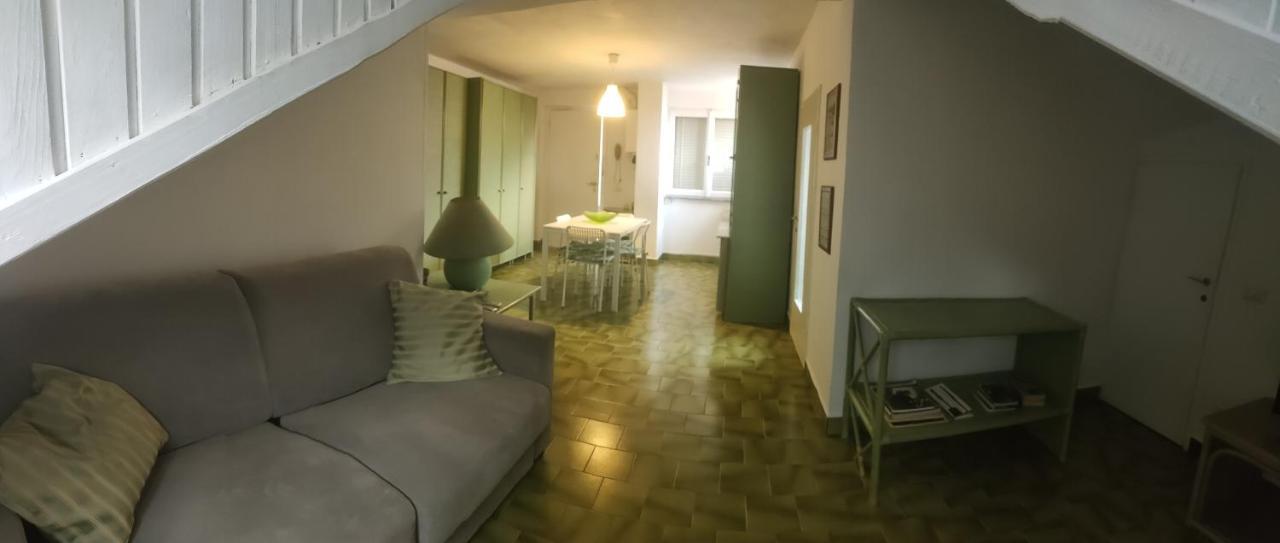 Appartamento La Mansarda Lecco Bagian luar foto